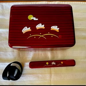 Two tier Extra Large Lacquered Bento Set